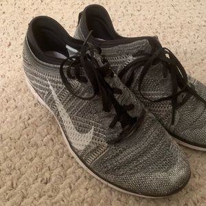Nike Free TR Flyknit